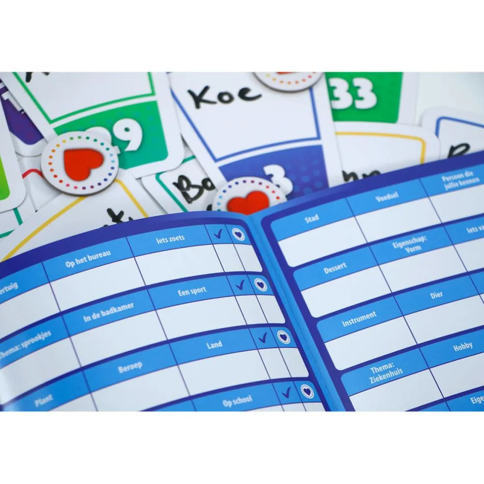 999 Games  Woord voor Woord kaartspel