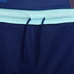 Nike Nederland uitshort 24 - 25